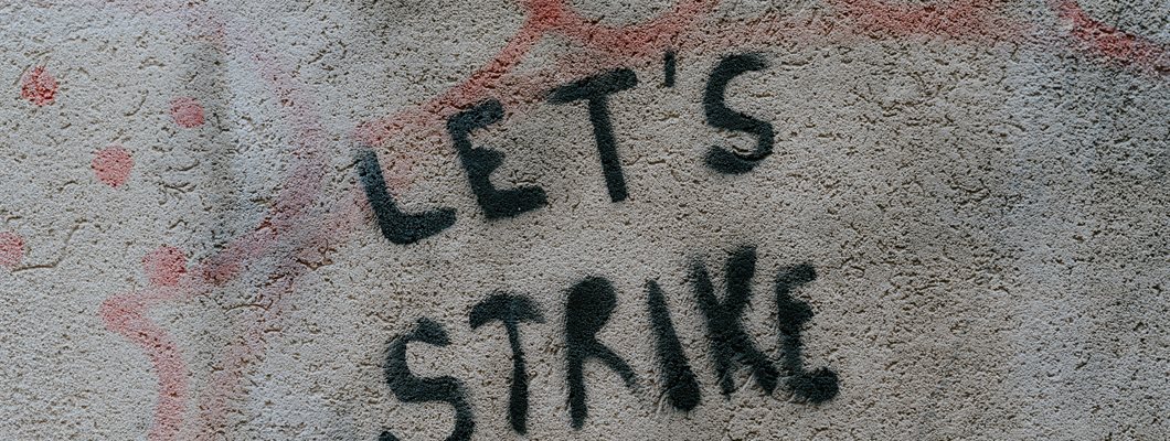 Employment law updates: maternity pay, public sector strikes, flexible working, calculating holiday pay